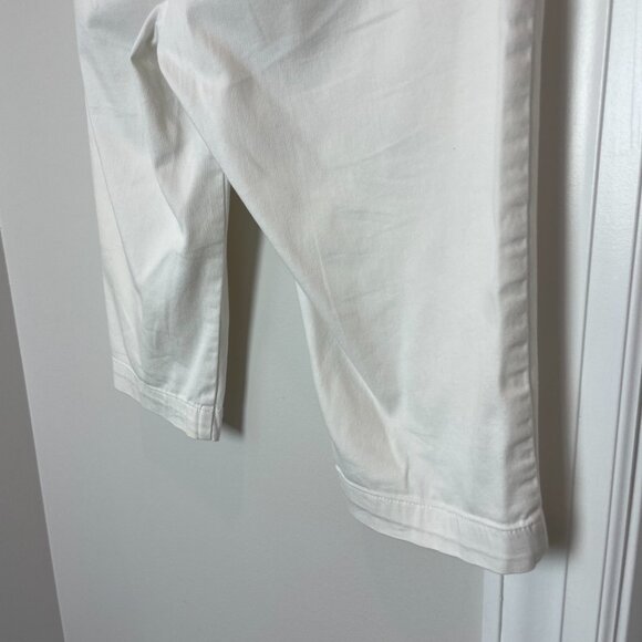 St. John's Bay White 16" Capris - 12P - Picture 7 of 13